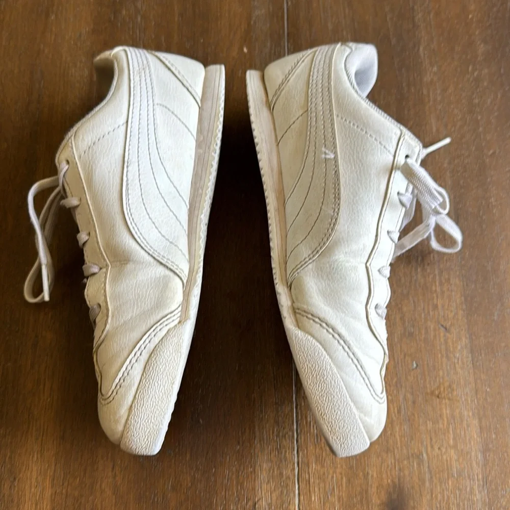 Size 3.5C white puma soft foam Turino L PS sneakers